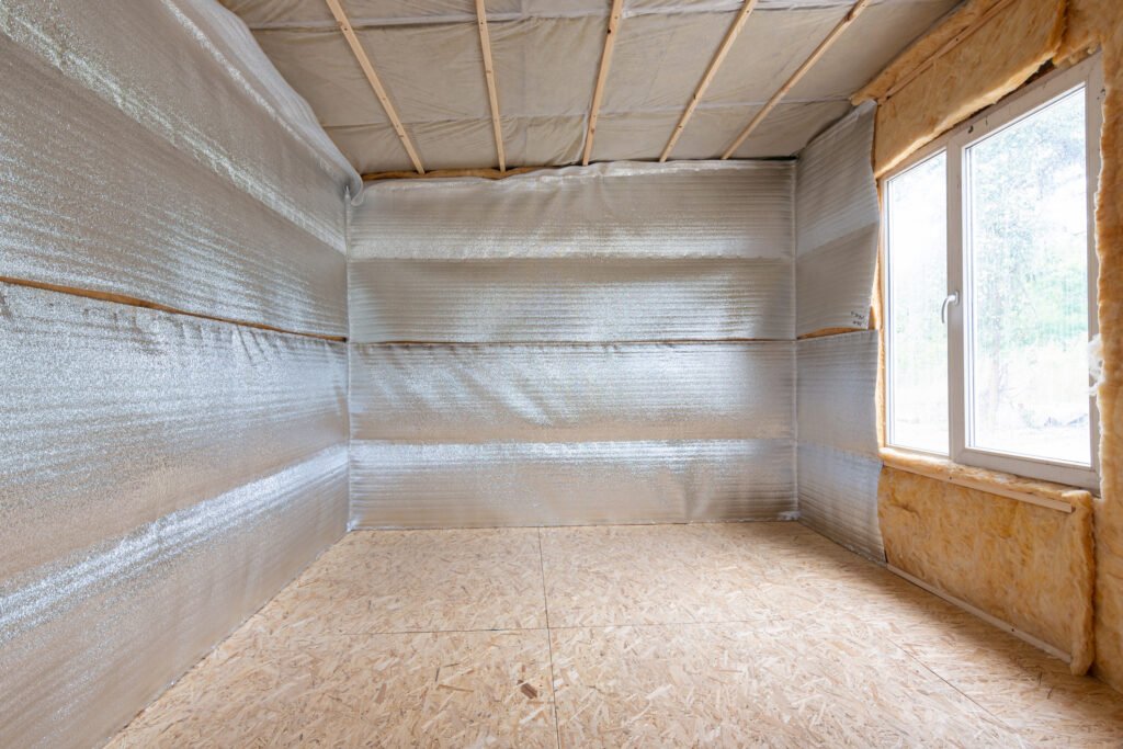spraying foam house insulation